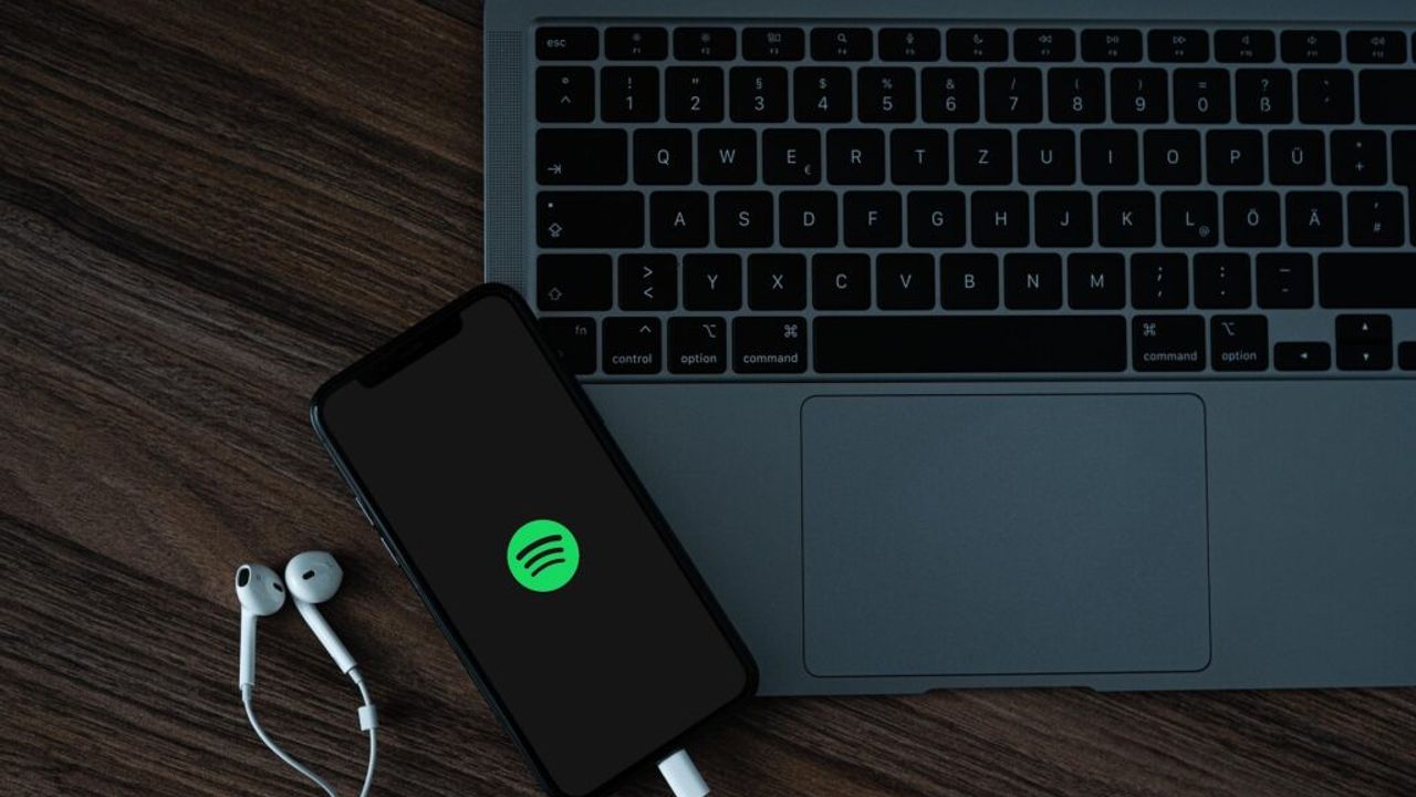 Spotify’ın Başarısının Ardındaki Sırları Ortaya Çıkarmak