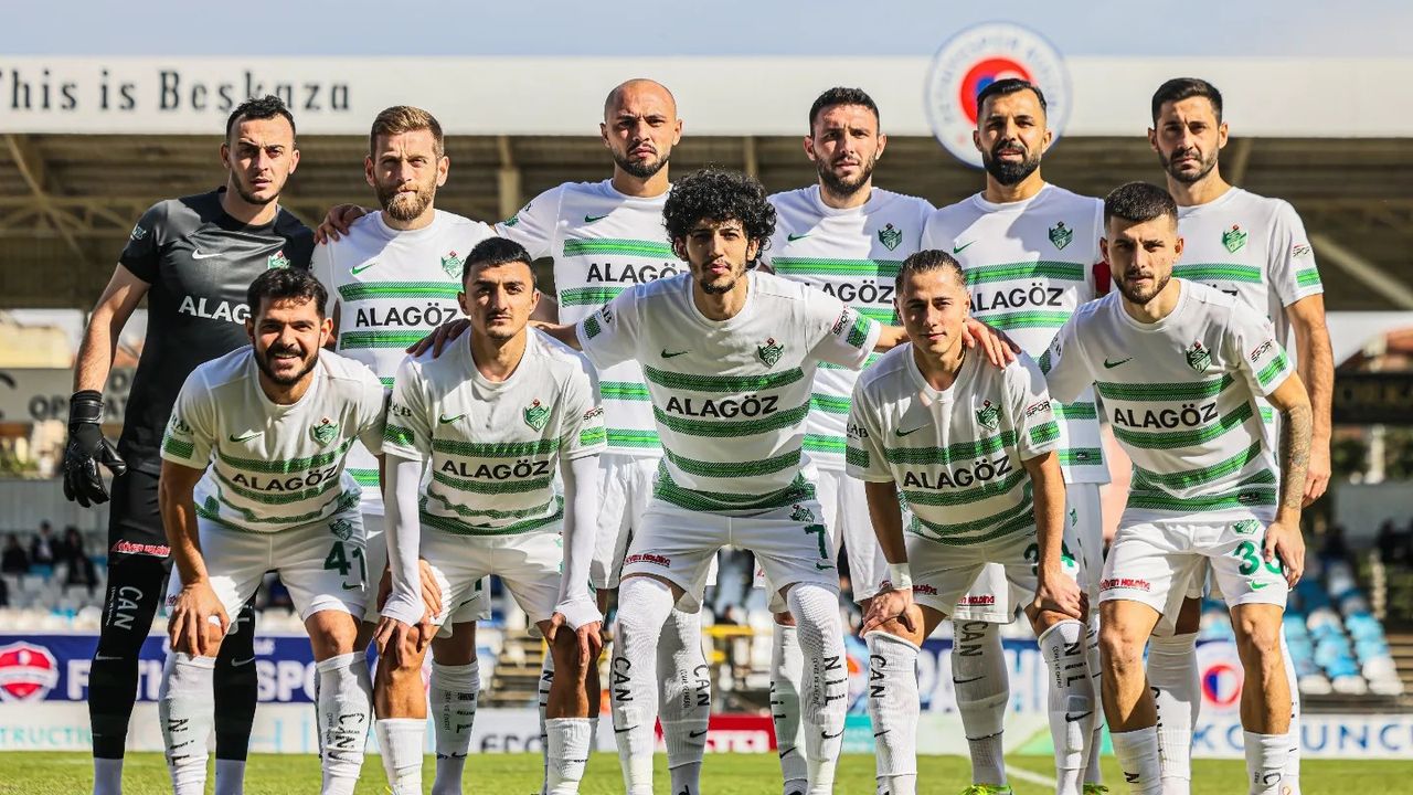 Iğdır FK deplasmanda Fethiyespor'u 3-1 mağlup ederek liderliğe yükseldi