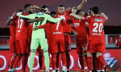 İzmir’de çifte kupa