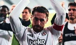 Hollandalı futbolseverler Orkun Kökçü’yü unutamıyor