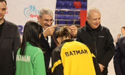 Batmanlı hentbolcular Türkiye kürsüsünde