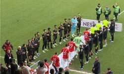 Beykoz Anadolu şampiyon Petrolspor’u alkışladı