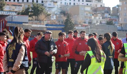 Mardin 1969 Spor Futbolcularına “Kadına El Kalkamaz” eğitimi