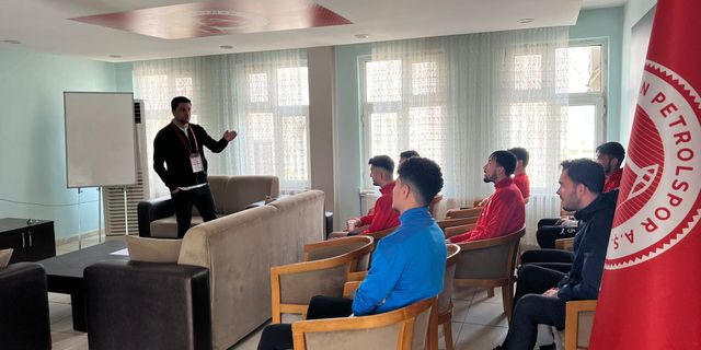Batman Petrolspor'a oyun kuralları eğitim semineri' verildi