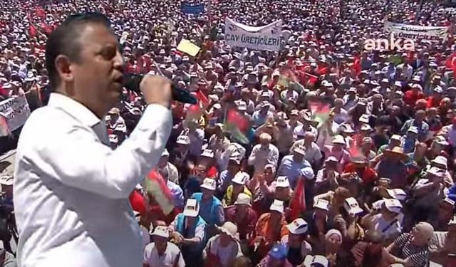 Kendi memleketinde Erdoğan'a şok protesto! Özgür Özel'den Rize çıkarması