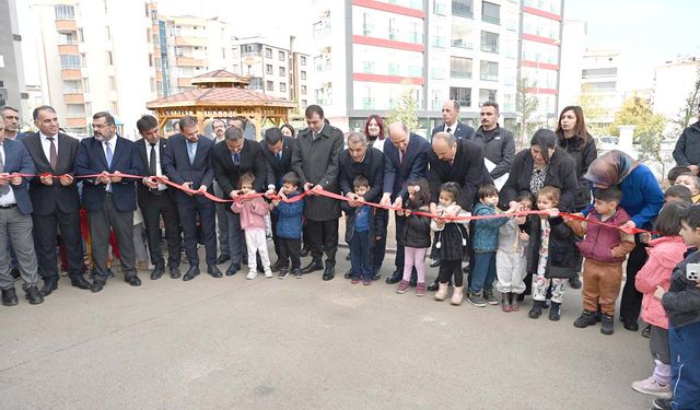 Batman’da o okul törenle hizmete açıldı