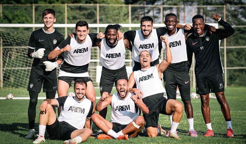Amedspor 5 Futbolcuyu Kadrosuna Dahil Etti