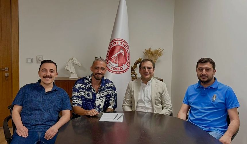 Batman Petrolspor Batuhan Türk'ü renklerine bağladı