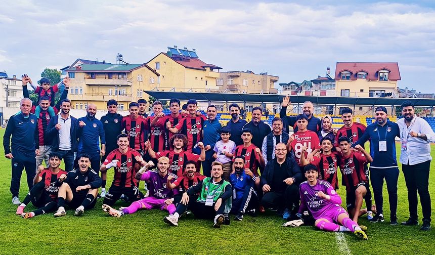 Vanspor penaltılarla bir üst tura yükseldi