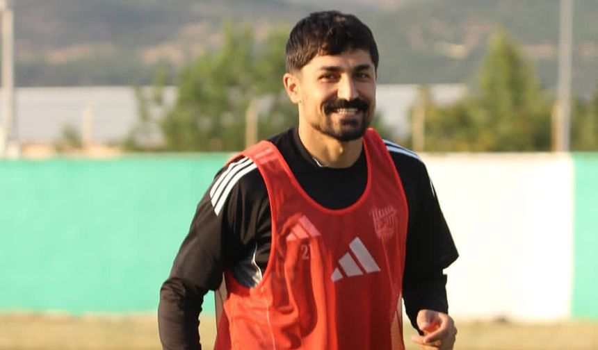 12 Bingölspor'da Umut Dilek bütün forvetleri solladı