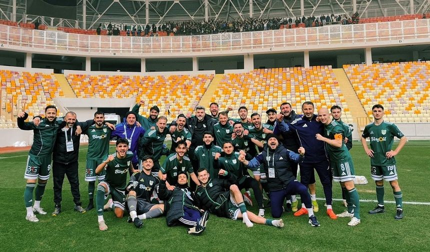 12 Bingölspor şampiyonluğa koşuyor