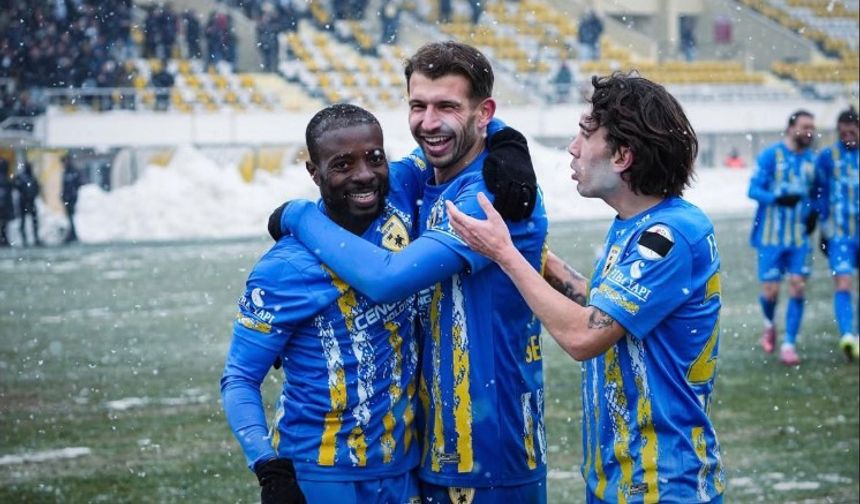 Muşspor Isparta 32 Spor engelini 3 golle aştı