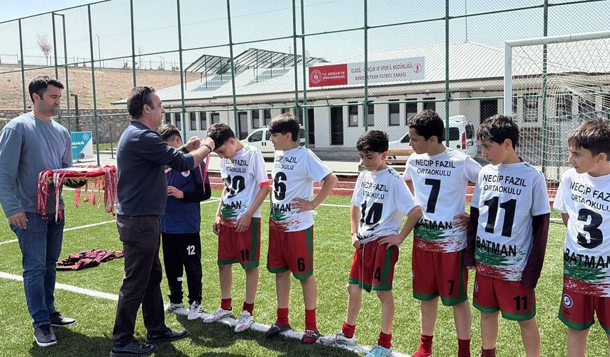 Batmanlı futbolcular Elazığ’da zirveye çıktı