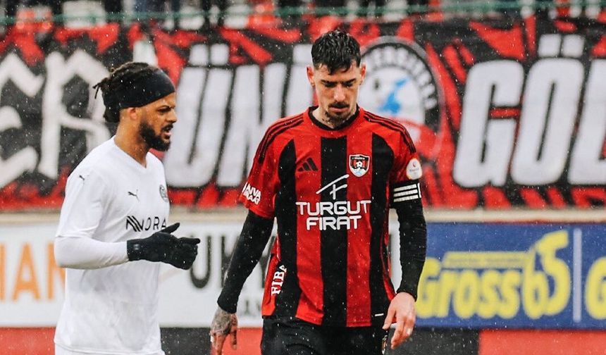 Vanspor kendi evinde Manisa FK'ye mağlup oldu