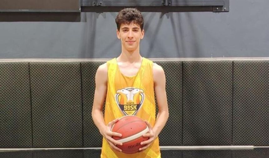 Batmanlı genç basketbolcu Kaya Konya B. Belediyespor'a transfer oldu
