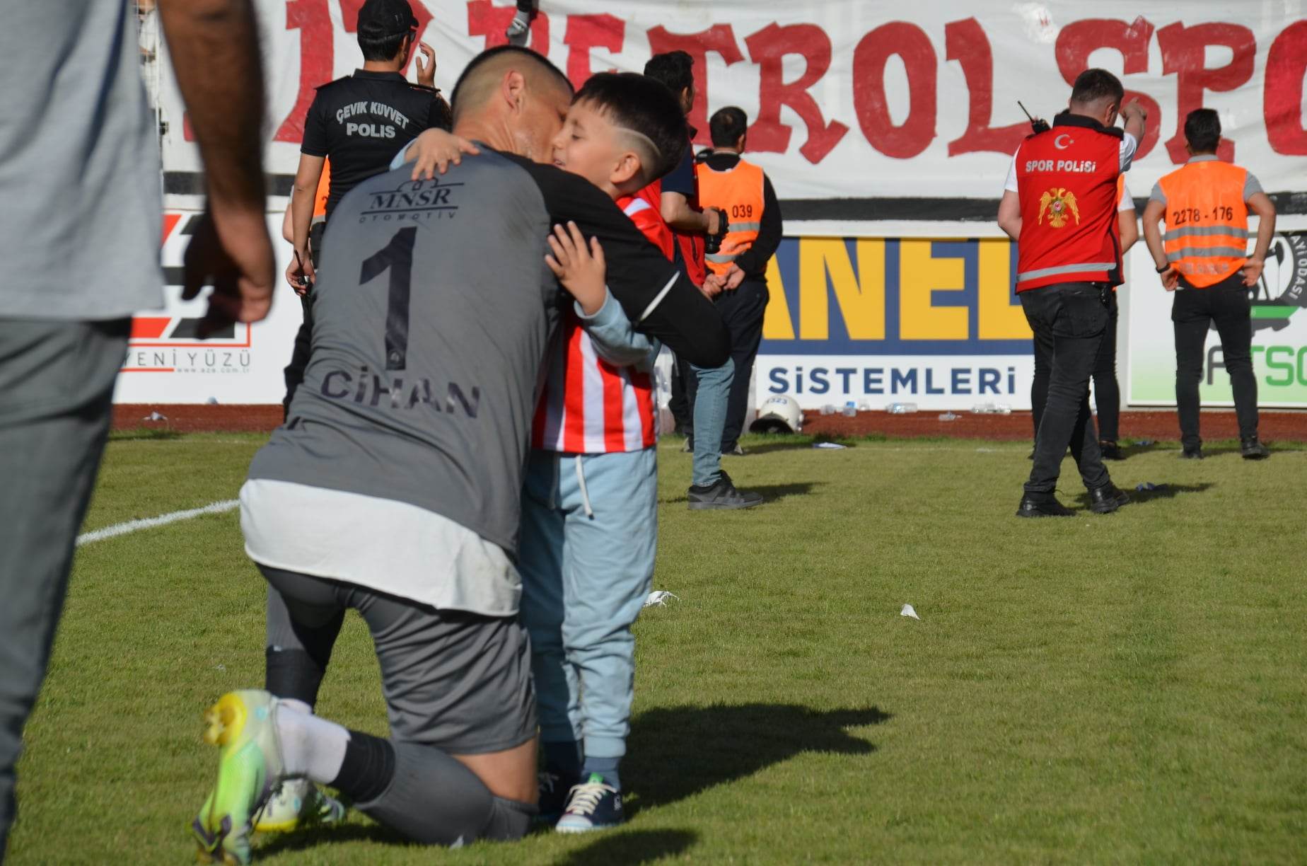 Batman Petrolspor - Arnavutköy Belediyespor maçından kareler...
