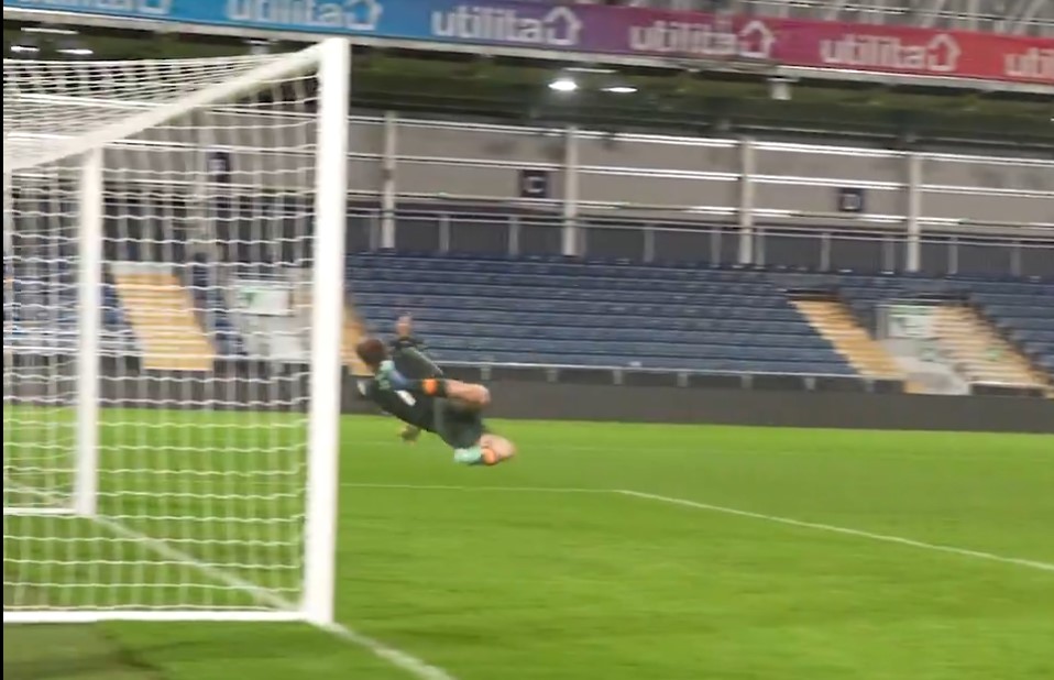 41A67Bf9 16A9 46B6 8483 Ac50D1B3F7Af